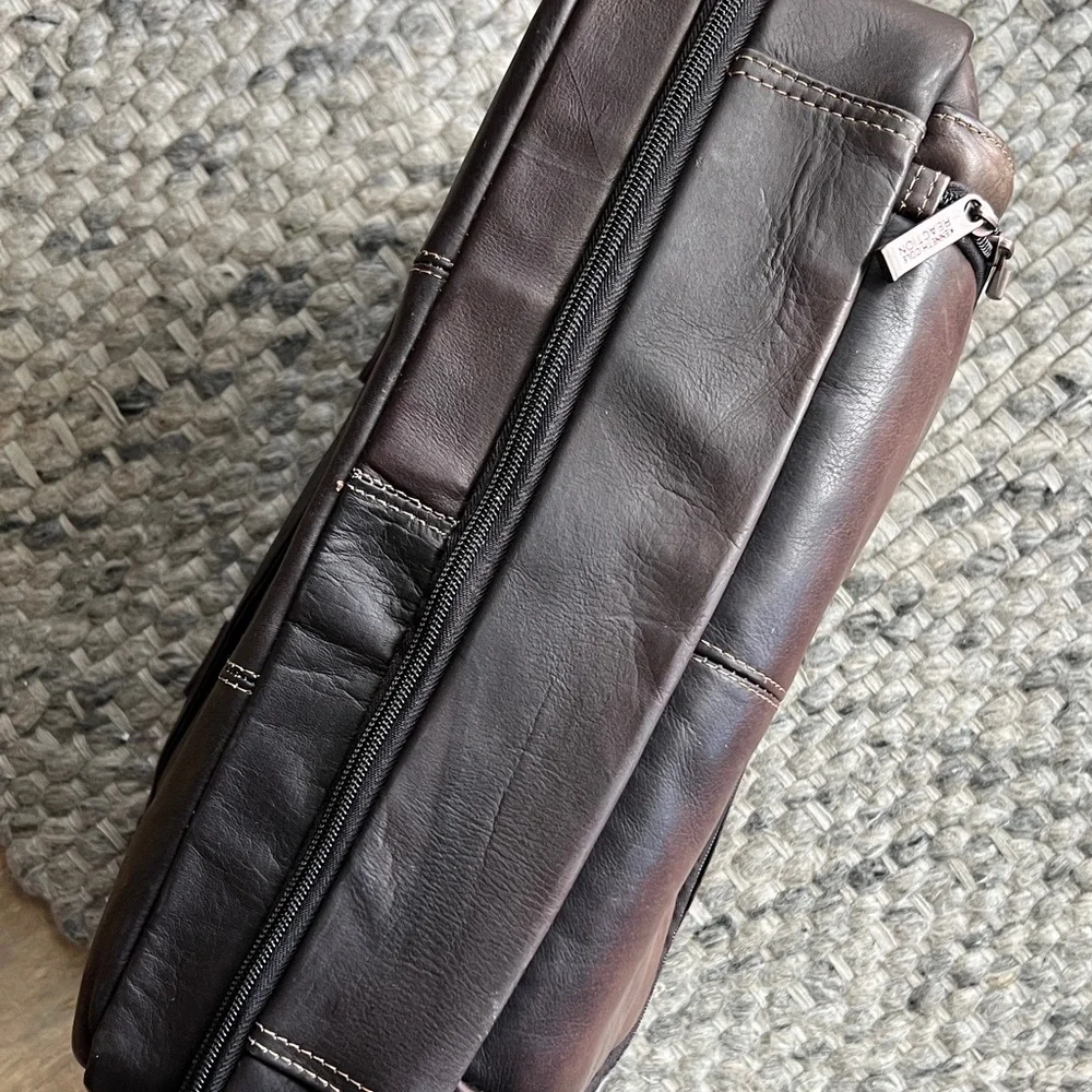 Kenneth Cole Reaction Dark Brown Leather Briefcase